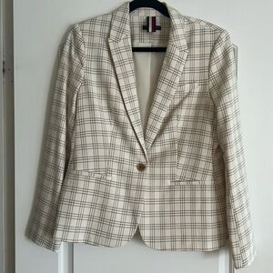 Tommy Hilfiger blazer natural colored plaid blazer size 10 no tags, but new